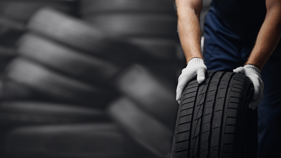 How to Choose the Best Tyres for Your Car (Complete Guide)